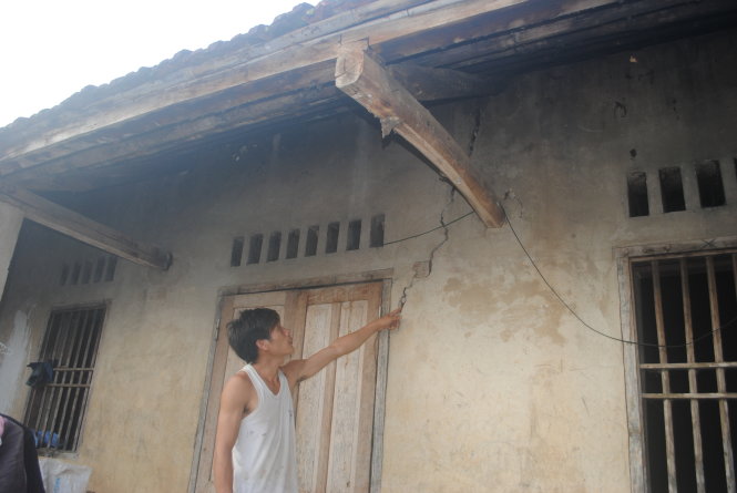 Thanh[-]Hóa:[-]Đóng[-]cửa[-]mỏ[-]đá[-]làm[-]nứt[-]nhà[-]dân